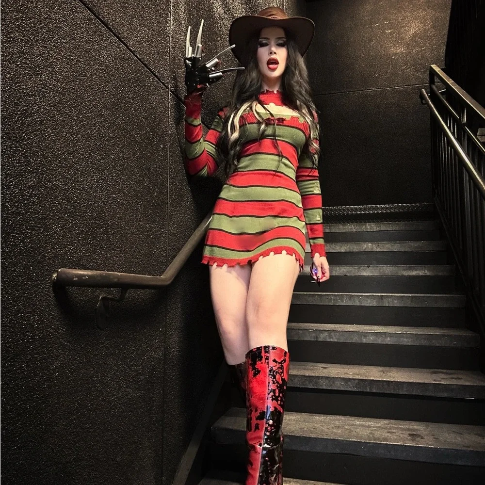 Dolls Kill Trickz n Treatz Freddy Krueger - Picture 4 of 4